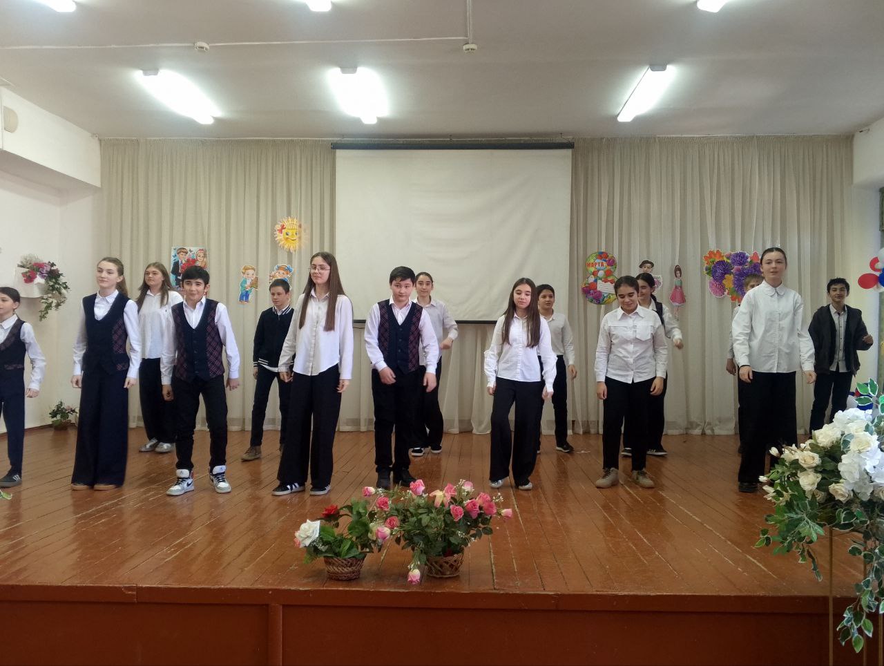 Концерт к Международному женскому дню.